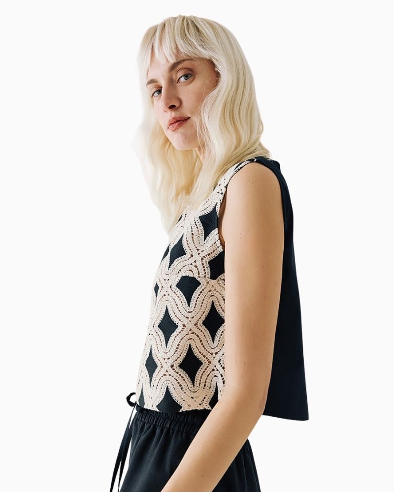 Access - Sleeveless Top 