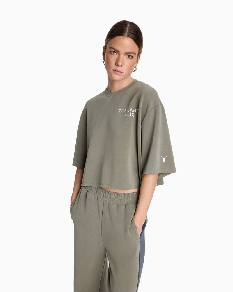 Alix The Lable - Flowy Cropped T Shirt 