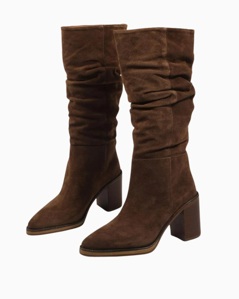 Detail of zip closure and interior leather lining