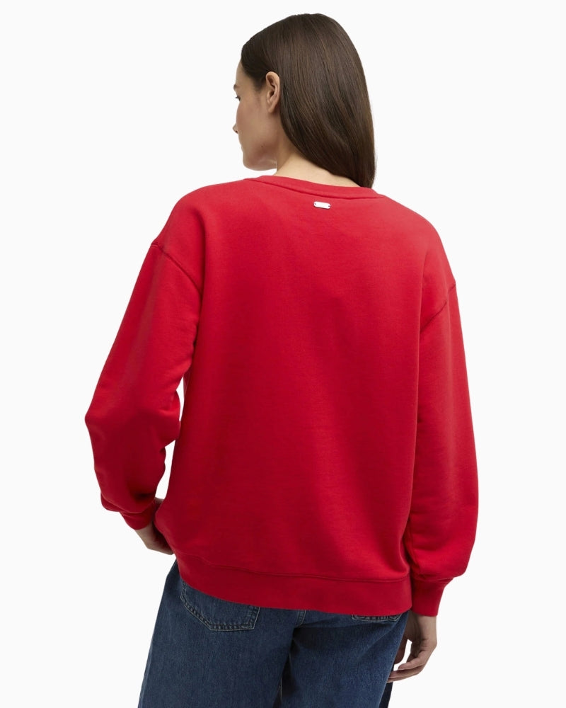 Barbour Hartland logo sweatshirt red, woman wearing back view – Áines Boutique