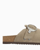 Close-up of Barbour Kyra mule ring-pull zip detail – Áines Boutique