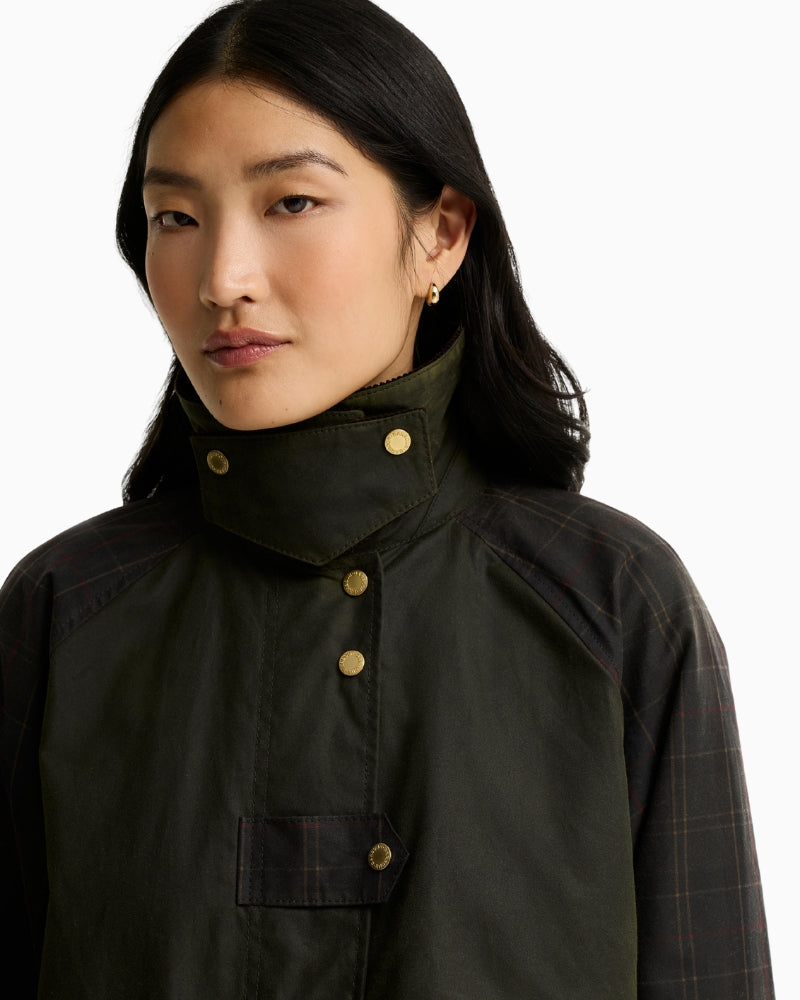 Barbour Checked Kirklees Wax Jacket in Olive collar and throat latch detail