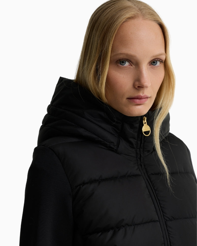 Barbour Conway Quilted Sweatshirt in Black collar detail