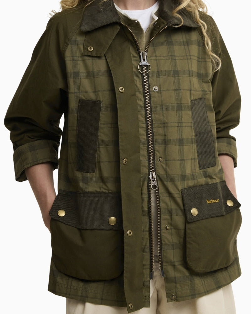 Barbour Cropped Beadnell casual jacket pocket detail