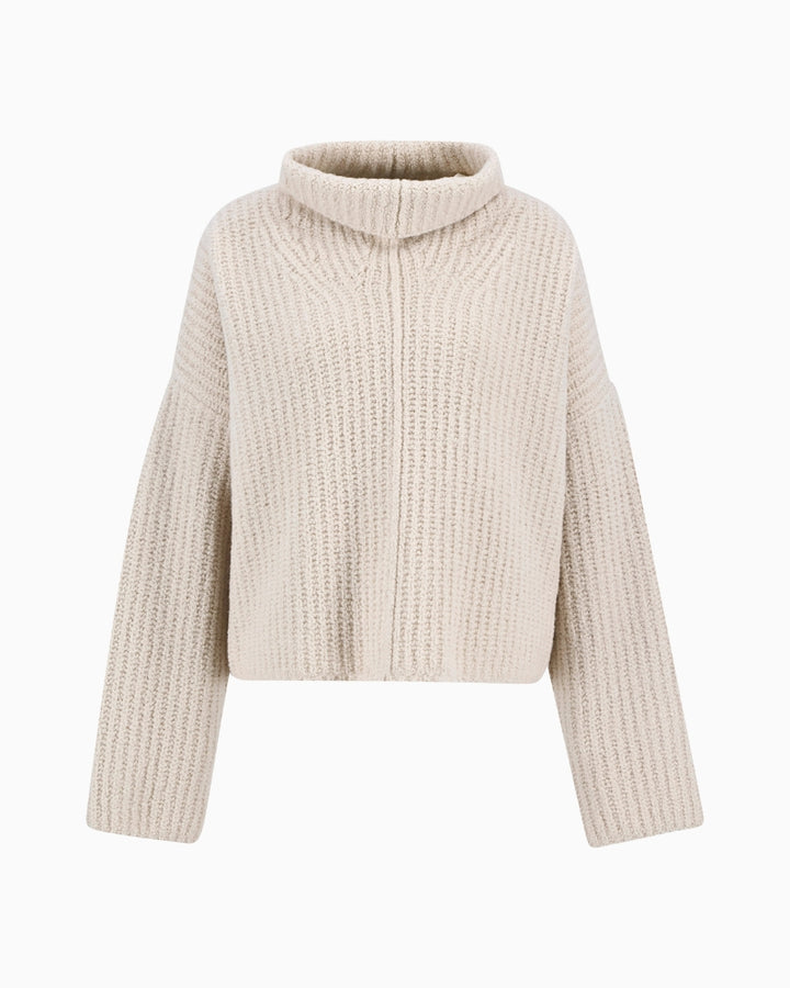 Ribbed crew neckline and fine wool blend texture