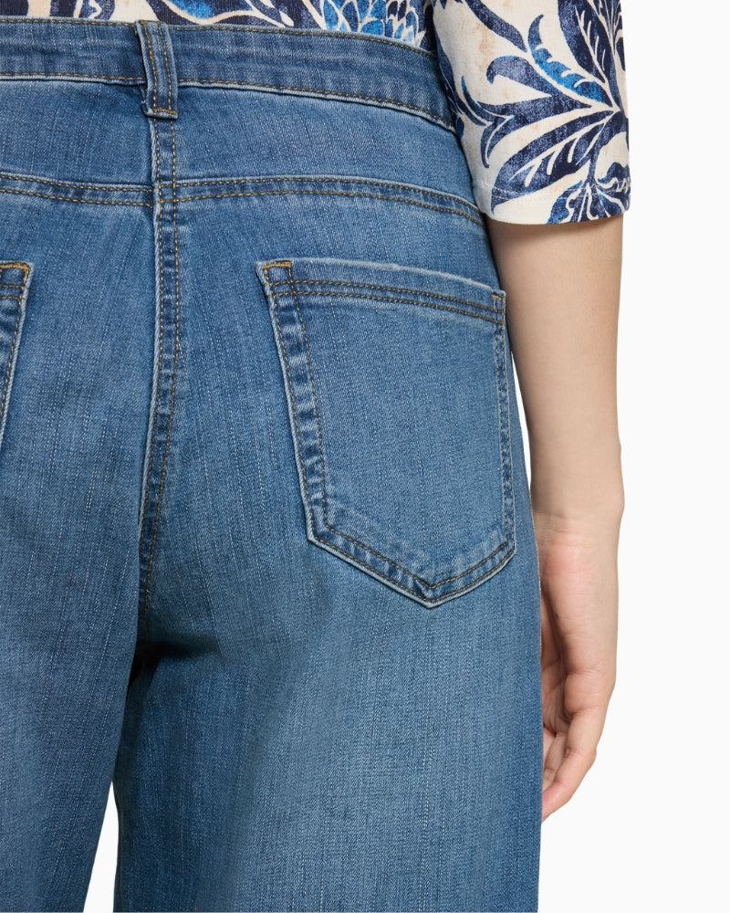 Betty Barclay Casual 7/8 Denim Pants in Denim back pocket detail