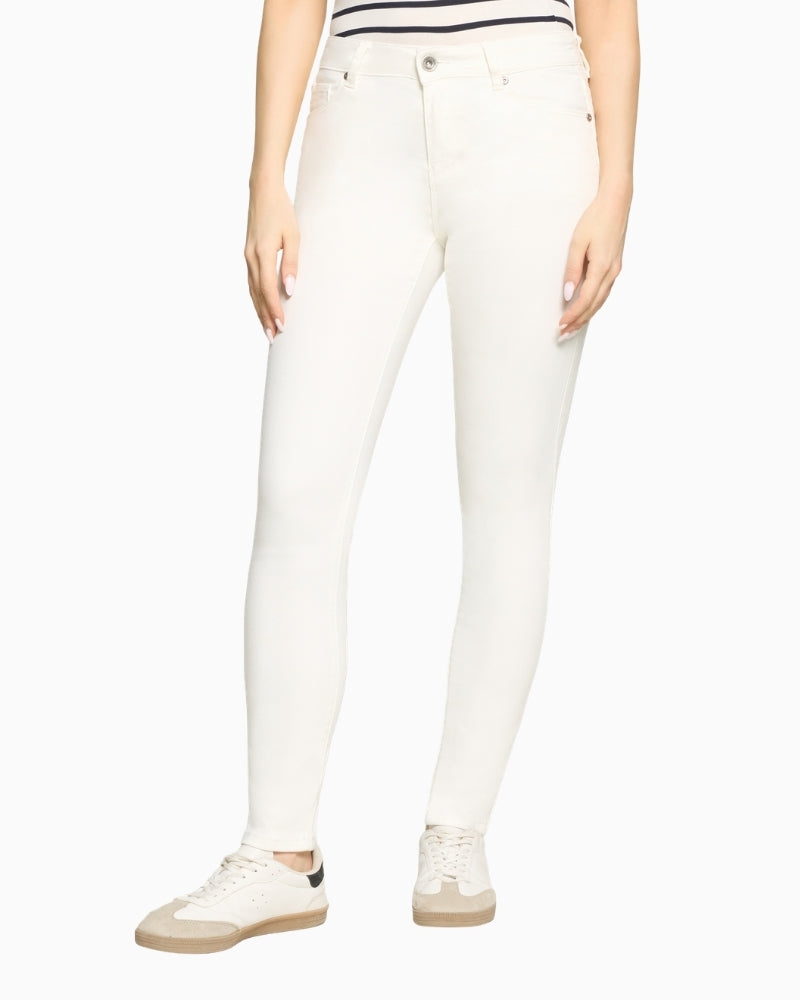 Betty Barclay basic jeans white front view