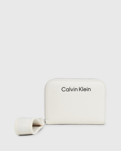 Calvin Klein - Gracie Med Zip Around Wallet