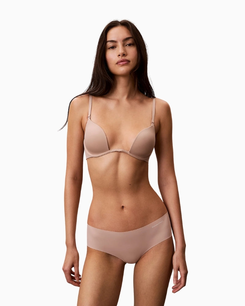 Close-up of Calvin Klein Perfectly Fit bra fabric and cup detail – Áines Boutique
