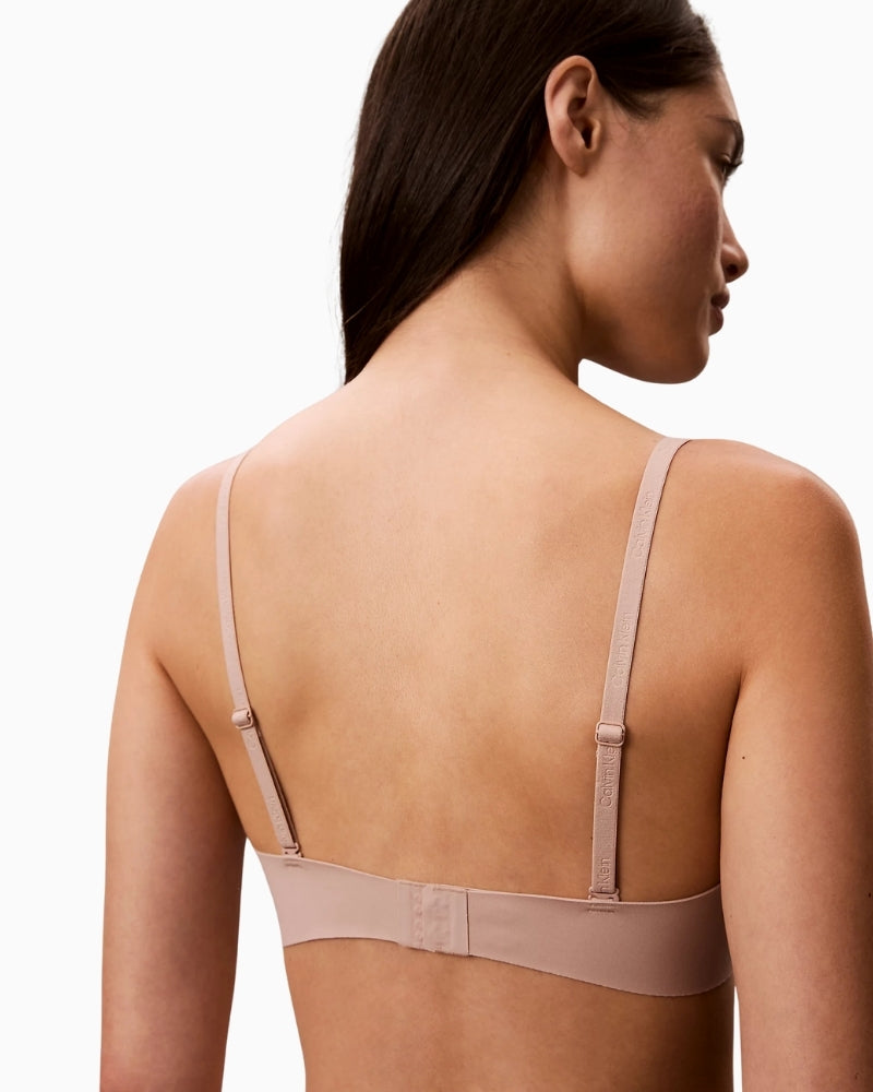 Calvin Klein Perfectly Fit bra, back view with hook closure – Áines Boutique