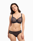 Invisible full-cup bra in deep blue for fuller busts by Empreinte