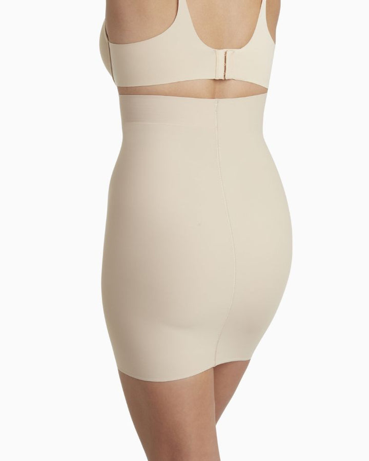 Eve - Sleek Essentials High-Waist Slip