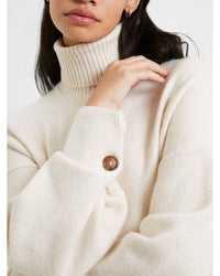 Jumper Front Close Up