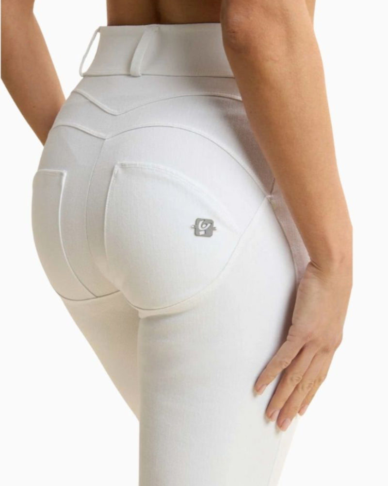 Close-up of Freddy super high-waisted white jeans showing tone-on-tone stitching