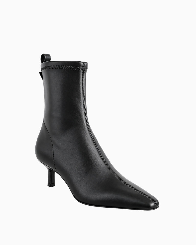 Guess Nemmery Boots in black angled front view