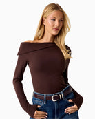 Guess one-shoulder top brown front view – Áines Boutique