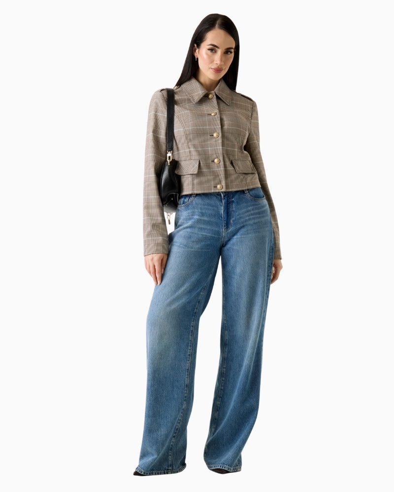 Guess checked jacket beige full outfit styling with jeans