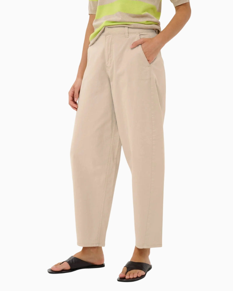 Kaffe Mette Barrel Pant beige side view