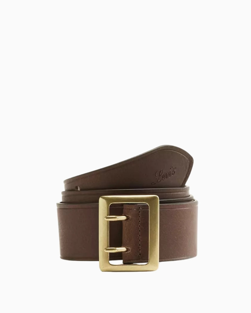Levi’s Frankie brown leather belt, front view with classic buckle – Áines Boutique