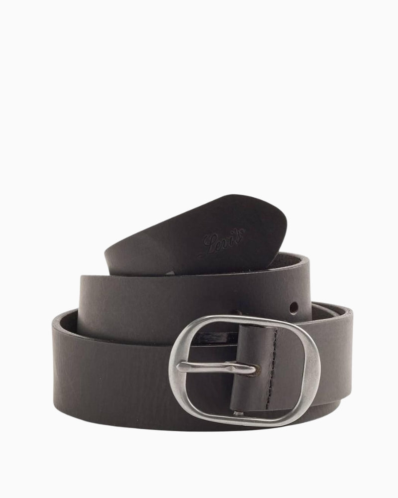 Levi’s Madison belt in full grain leather with classic metal buckle