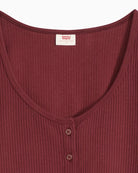 Levi's Austen Button-up Short-sleeve Top in Cabernet neckline detail