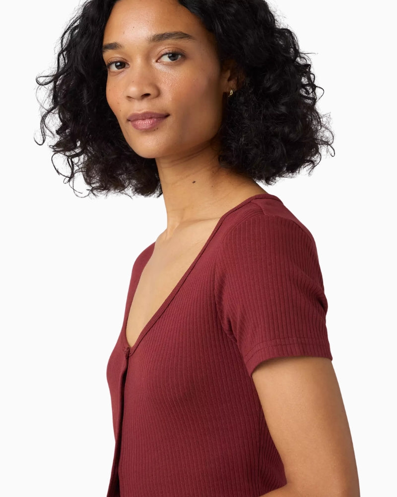 Levi's Austen Button-up Short-sleeve Top in Cabernet side view