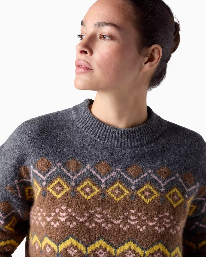 Levi's Charlotte Fairisle Crewneck Sweater in Camel crew neckline detail