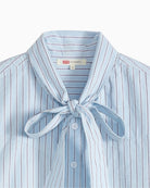 Levi's Judice Western Shirt in Blue Stripe point collar detail