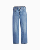 Levi’s Ribcage Straight Ankle Jeans light wash front flat view