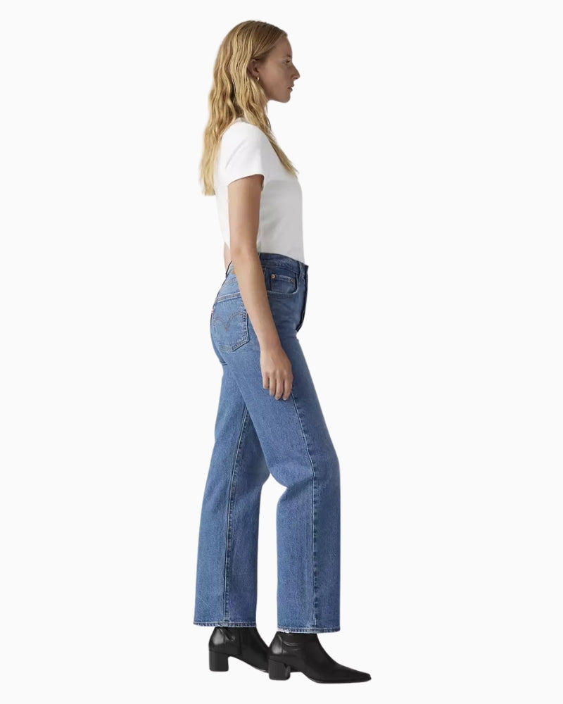 Levi’s Ribcage Straight Ankle Jeans light wash side view
