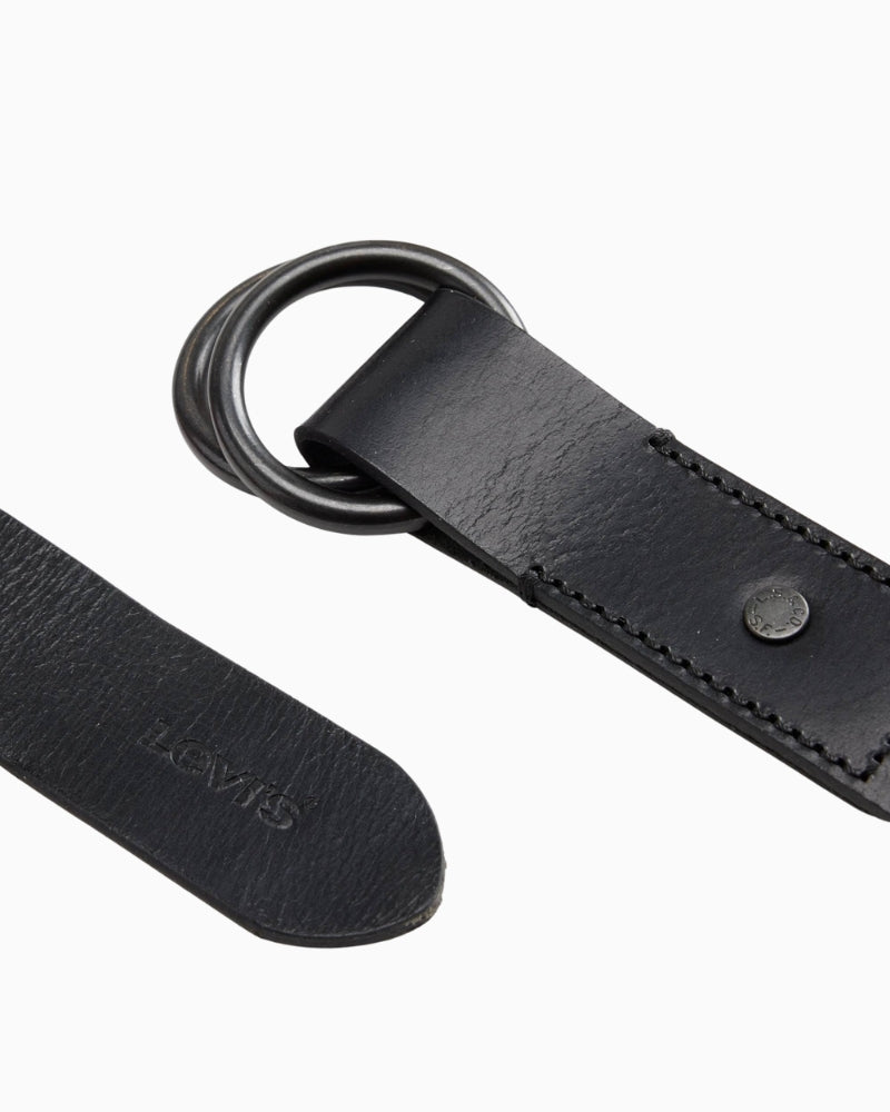 Levi’s Cameron Long Length Belt buckle detail – Áines Boutique