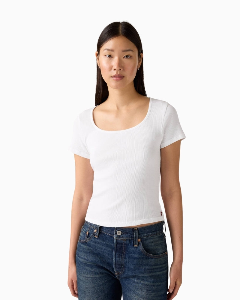 Levi’s Essential Square Neck Tee ribbed cotton fabric close-up – Áines Boutique