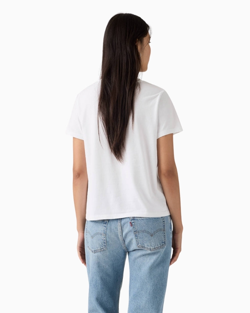 Levi’s Favorite Cotton Tee woman wearing top back view – Áines Boutique