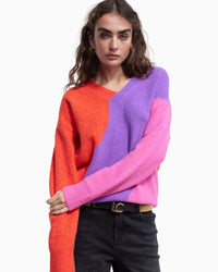 Lola Casademunt - V Neck Jumper 