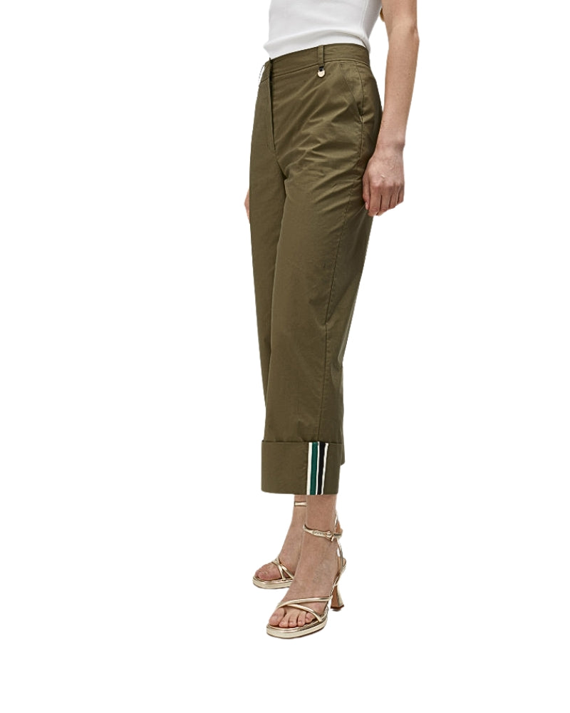 Side view of Lola Casademunt trousers showing relaxed fit and cropped length
