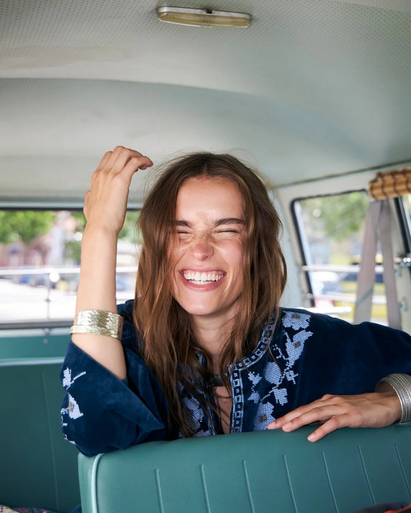 Lollys Laundry Amby velvet fabric texture close-up – Áines Boutique