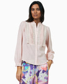 Lollys Laundry Arielll shirt Light Pink front view – Áines Boutique