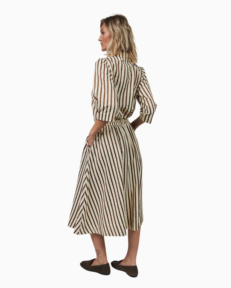 Lollys Laundry Bonoll shirt Dark Mokka side view – Áines Boutique