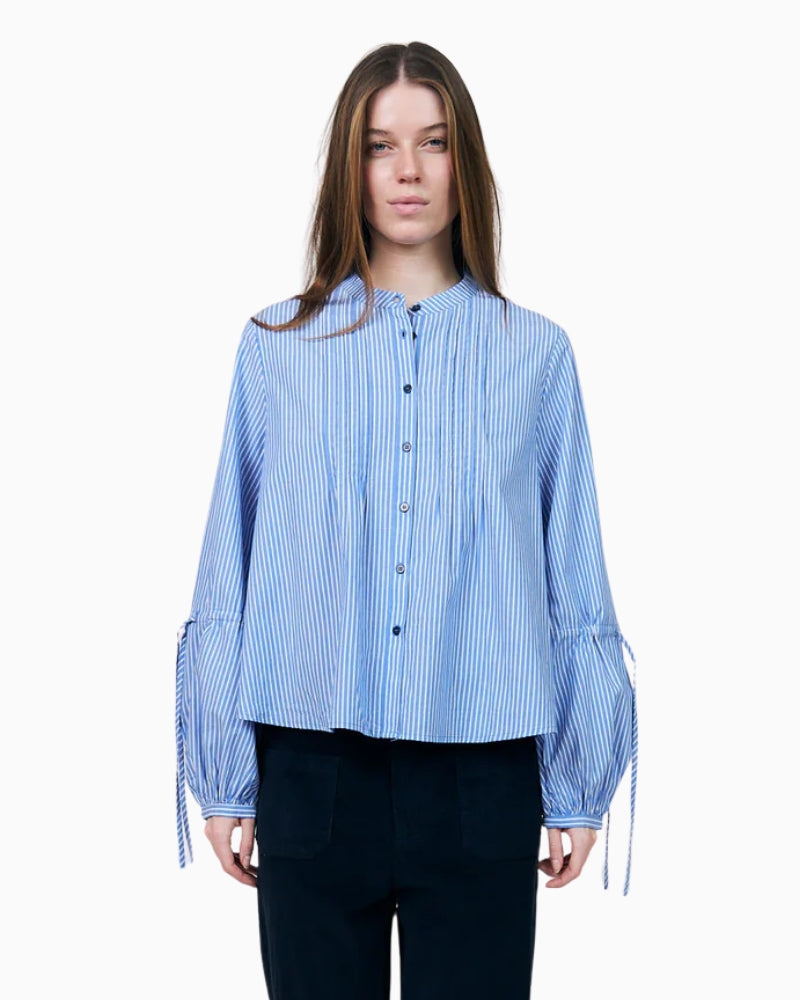 Lollys Laundry Lanna Shirt in Blue front view