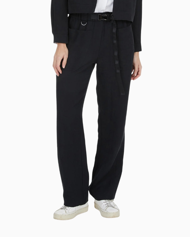 Marc Aurel Tencel trousers – full front view with belt