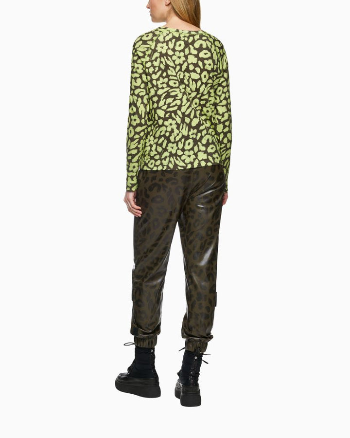 Side and back view of Marc Cain Leo Hike long-sleeved shirt