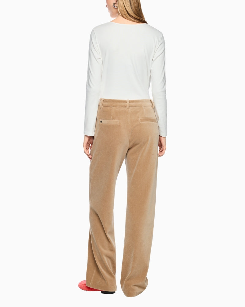 Marc Cain Wukari Pant in Camel back view