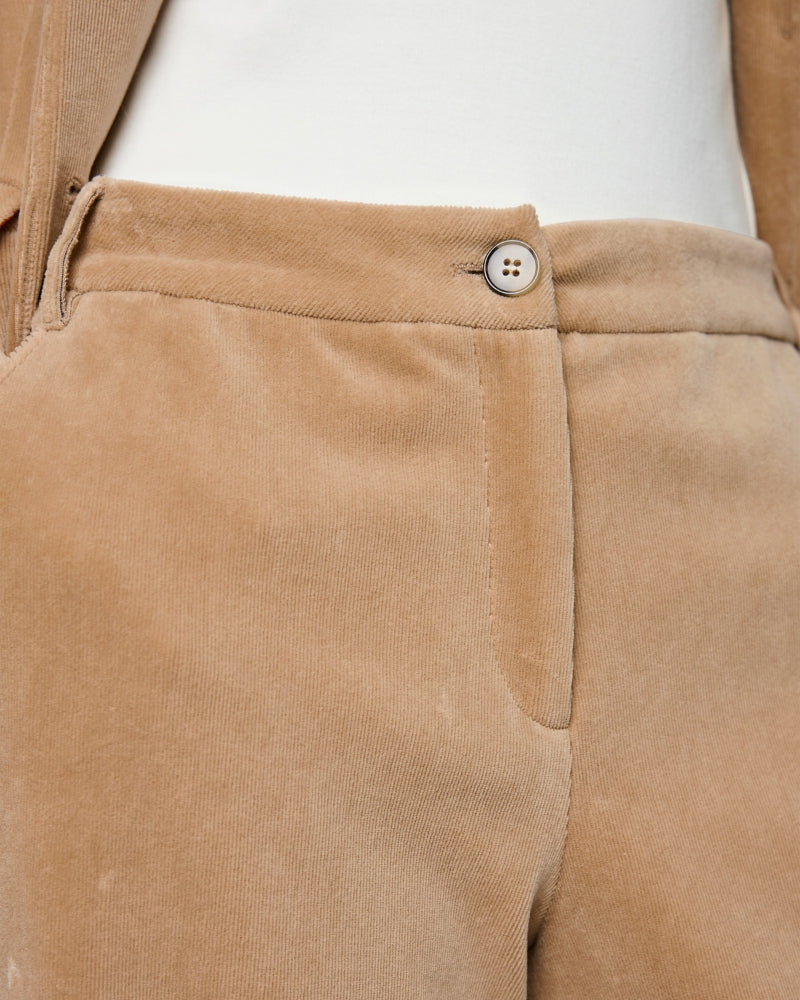 Marc Cain Wukari Pant in Camel high waistband detail