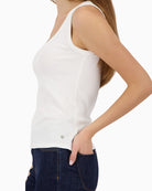Monari basic top off white side view with sleeveless cut – Áines Boutique