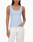 Monari ribbed basic top, woman wearing front view – Áines Boutique