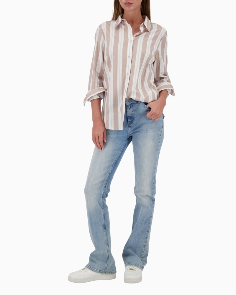 Lightweight striped blouse with comfortable, smart finish