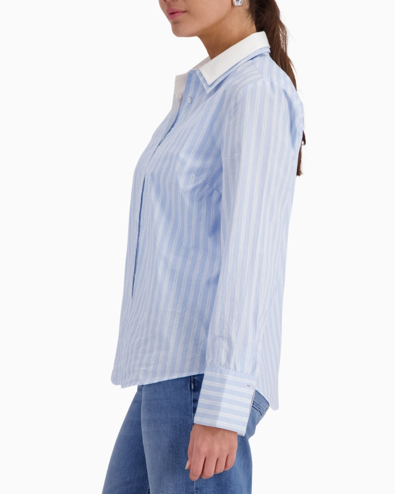 Monari striped cotton blouse, woman wearing side view – Áines Boutique