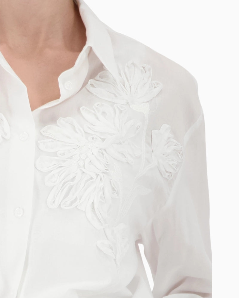 Monari Blouse with Flower Embroidery white flower embroidery detail