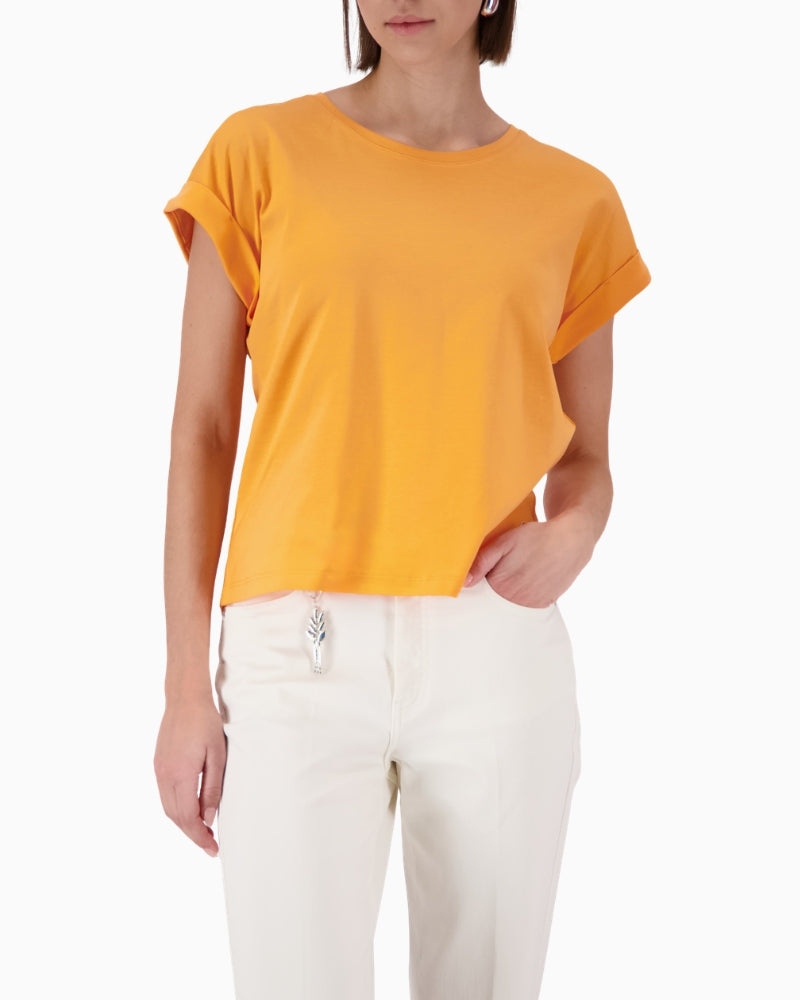 Monari cotton basic T-shirt front view woman wearing – Áines Boutique