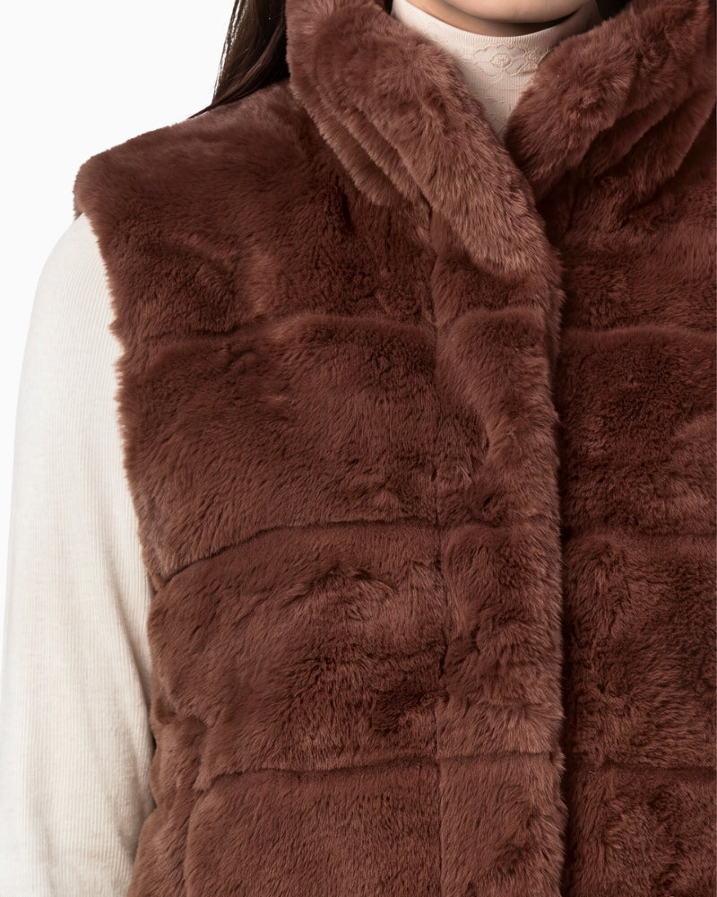 Monari Fluffy Vest in Brown close-up of fluffy texture